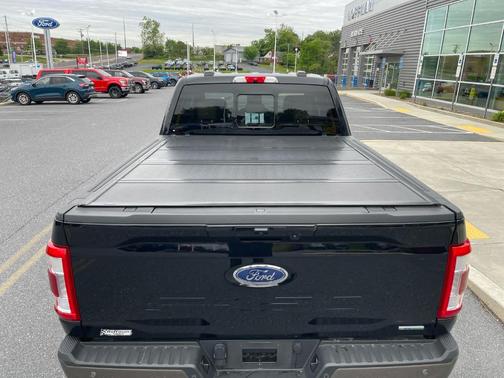 Agate Black 2022 Ford F-150 Lariat