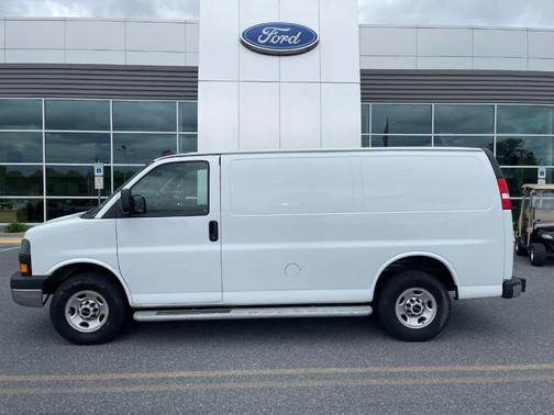 Summit White 2024 GMC Savana 2500 Work Van