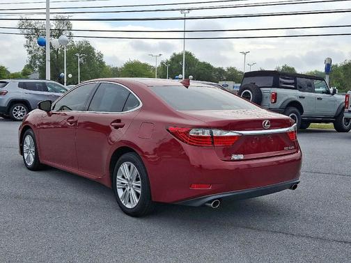 2015 Lexus ES 350 Crafted Line