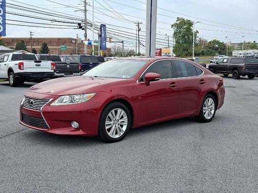 2015 Lexus ES 350 Crafted Line