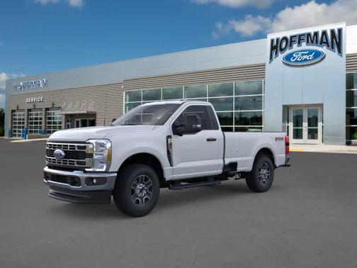 2025 Ford F-350 XLT