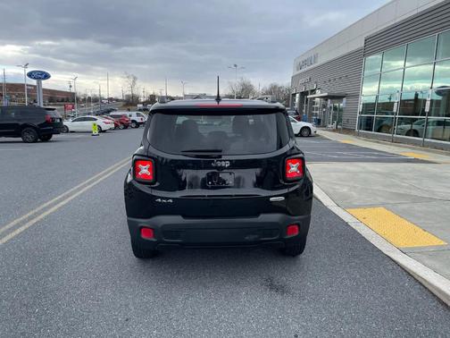 2017 Jeep Renegade Latitude