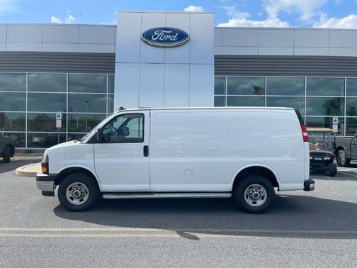 2024 GMC Savana 2500 Work Van