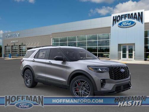 Carbonized Gray Metallic 2026 Ford Explorer ST-Line