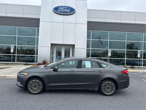 2017 Ford Fusion SE