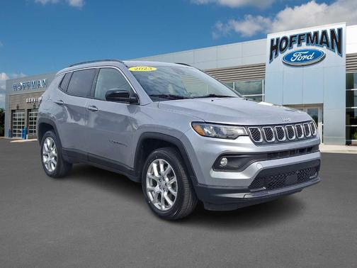 2023 Jeep Compass Latitude Lux