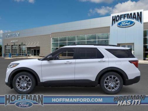 Space White Metallic 2026 Ford Explorer Active