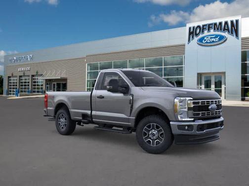 2025 Ford F-350 XLT