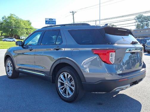 Carbonized Gray Metallic 2023 Ford Explorer XLT