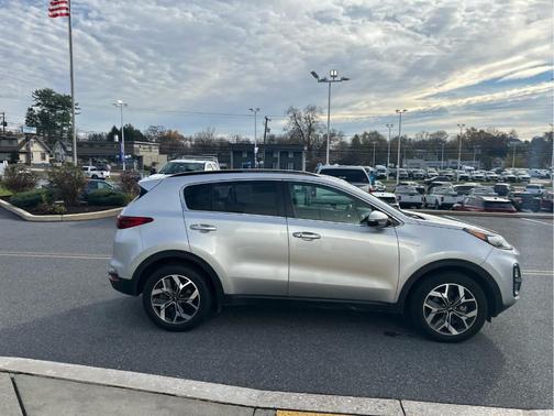 2021 Kia Sportage EX