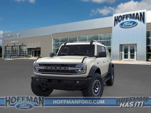 White 2026 Ford Bronco Outer Banks