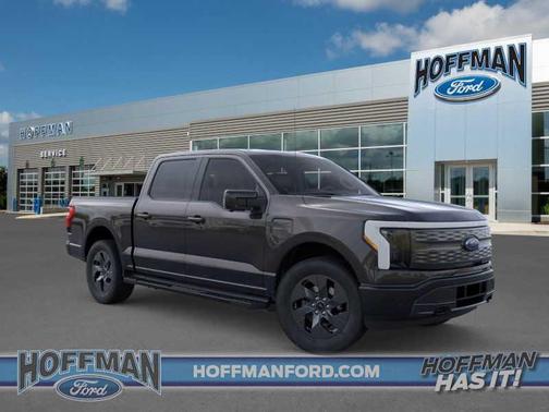 2023 Ford F-150 Lightning LARIAT