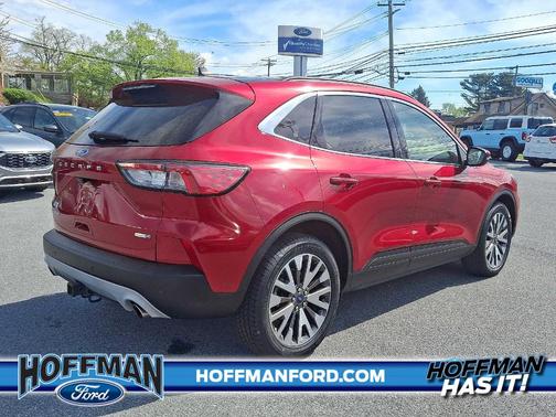 2020 Ford Escape Titanium
