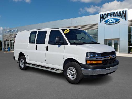 Summit White 2024 Chevrolet Express 2500 Work Van