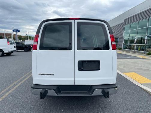 Summit White 2024 Chevrolet Express 2500 Work Van