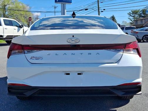 Quartz White 2021 Hyundai ELANTRA SEL
