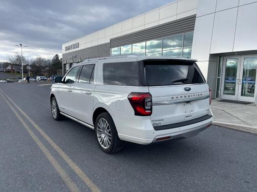 2022 Ford Expedition Max Platinum