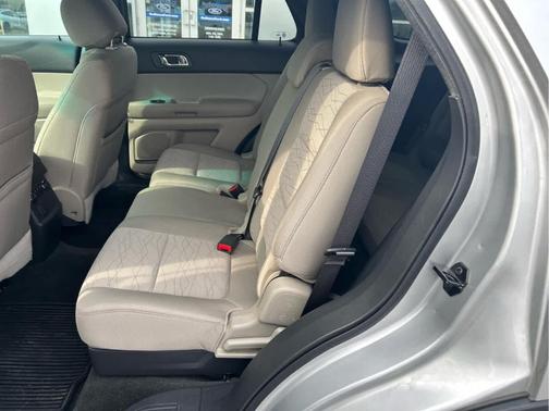 2014 Ford Explorer Base