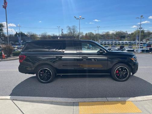Agate Black 2023 Ford Expedition Max Limited