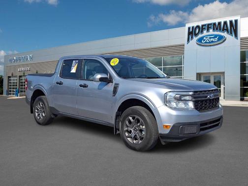 Iconic Silver Metallic 2023 Ford Maverick XLT