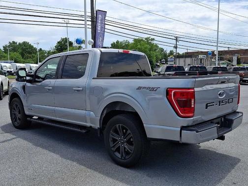 Iconic Silver Metallic 2023 Ford F-150 XLT