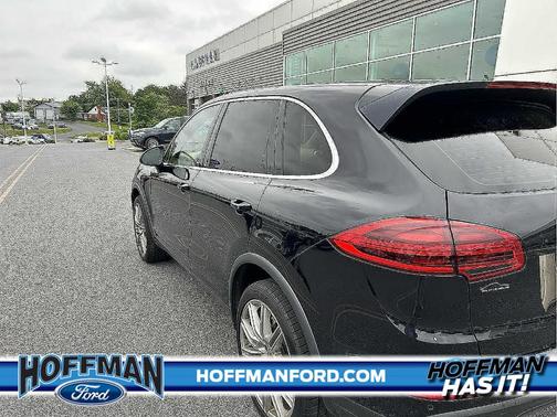 2016 Porsche Cayenne S