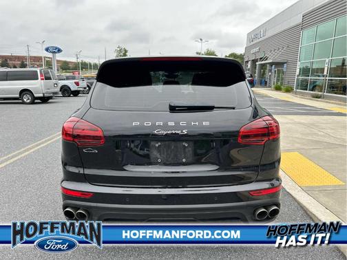 2016 Porsche Cayenne S