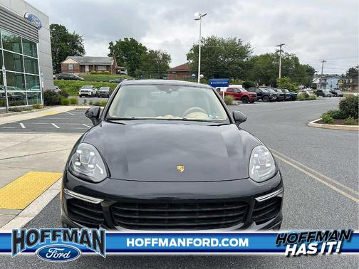 2016 Porsche Cayenne S