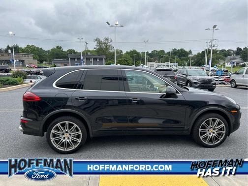 2016 Porsche Cayenne S