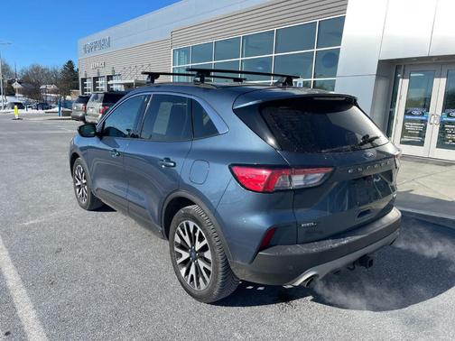 2020 Ford Escape SEL