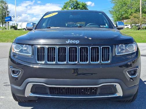 Brilliant Black Crystal Pearlcoat 2015 Jeep Grand Cherokee Limited