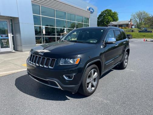Brilliant Black Crystal Pearlcoat 2015 Jeep Grand Cherokee Limited