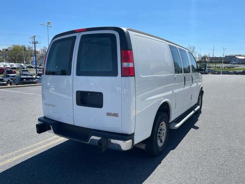 2024 GMC Savana 2500 Work Van