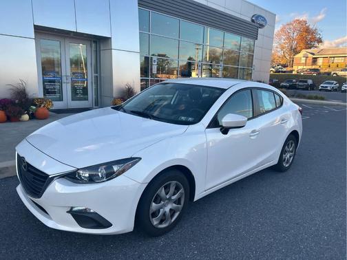 2015 Mazda Mazda3 i Sport