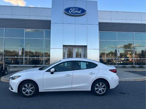 2015 Mazda Mazda3 i Sport