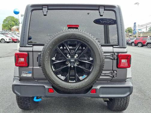 2022 Jeep Wrangler Unlimited 4xe Sahara