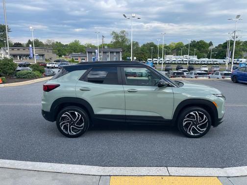 Green 2024 Chevrolet Trailblazer RS