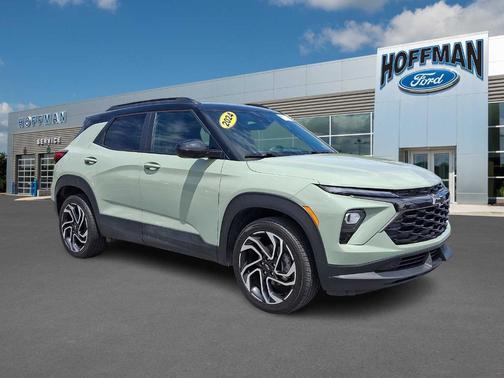 Green 2024 Chevrolet Trailblazer RS
