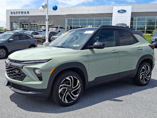Green 2024 Chevrolet Trailblazer RS