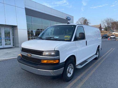 2024 Chevrolet Express 2500 Work Van