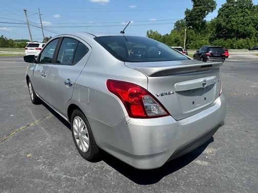 2019 Nissan Versa 1.6 SV