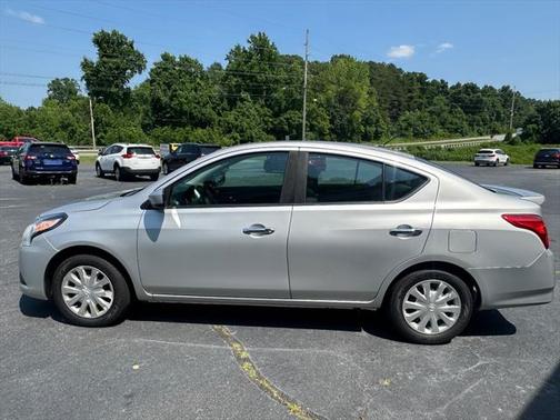 2019 Nissan Versa 1.6 SV
