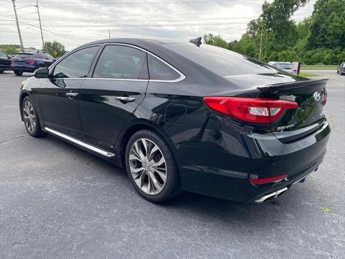 2017 Hyundai SONATA Sport 2.0T