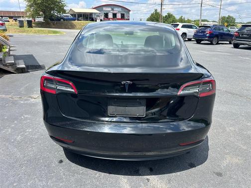 2022 Tesla Model 3 Standard Range