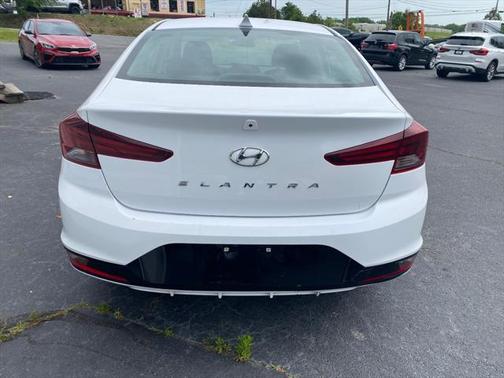 2020 Hyundai ELANTRA Limited