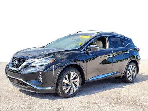 Photo 3 of 34 of 2019 Nissan Murano SL