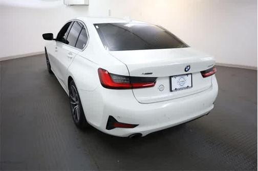 2020 BMW 330 i xDrive