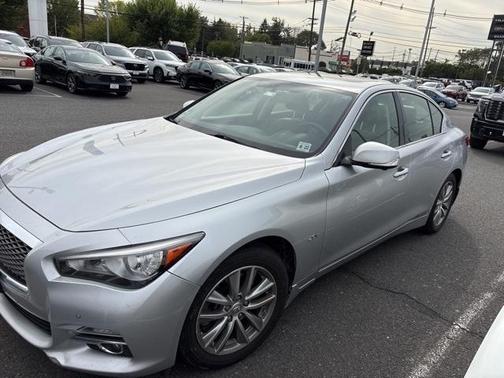 2017 INFINITI Q50 2.0T Premium