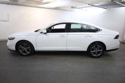 Platinum White Pearl 2023 Honda Accord EX