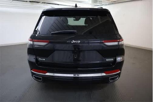 2022 Jeep Grand Cherokee Overland